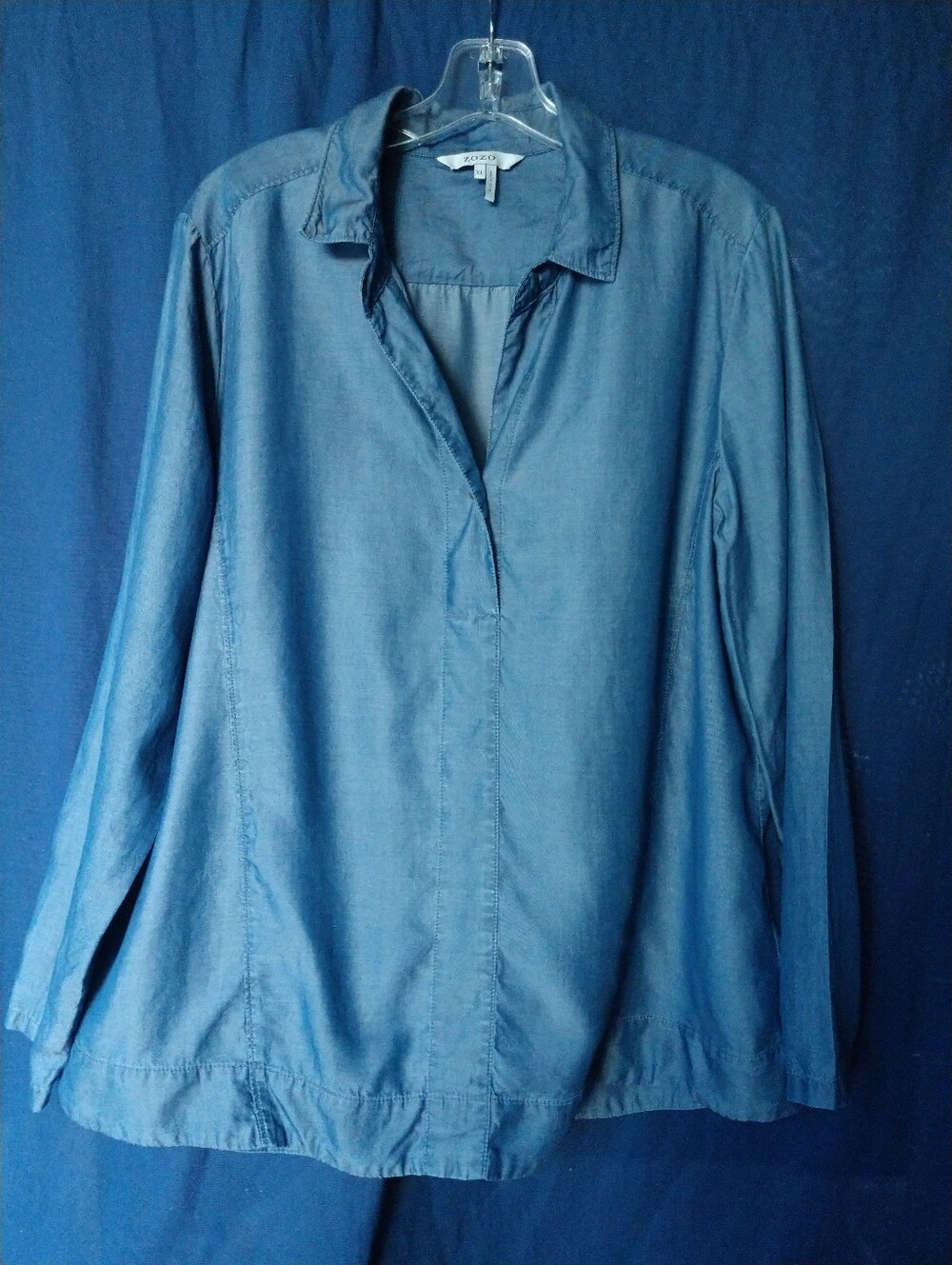 Zozo Women's Chambray Shirt Medium Wash Blue Long Sleeve Size XL Chest 44"